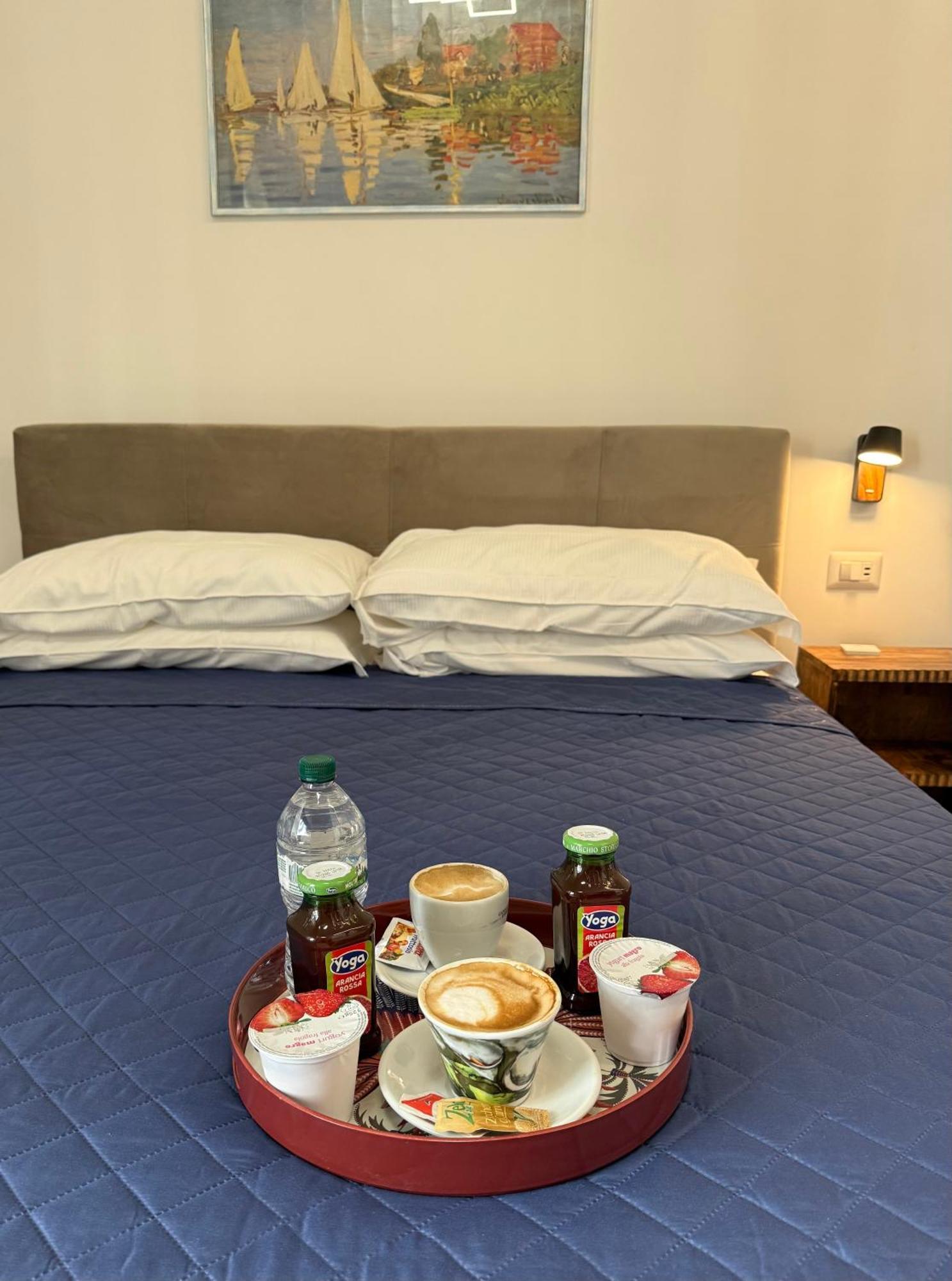 Sweet Dreams Hotel ชิวิตาเวกเกีย ภายนอก รูปภาพ
