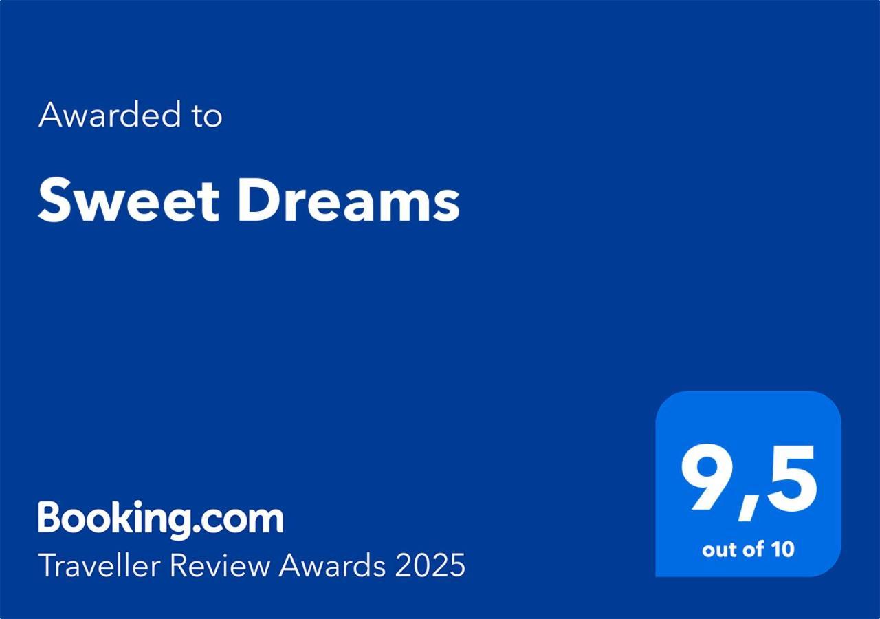 Sweet Dreams Hotel ชิวิตาเวกเกีย ภายนอก รูปภาพ